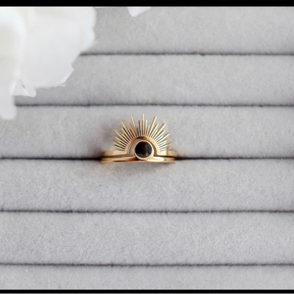 Gold Sun Ring 18 carats - Picture 3 of 3